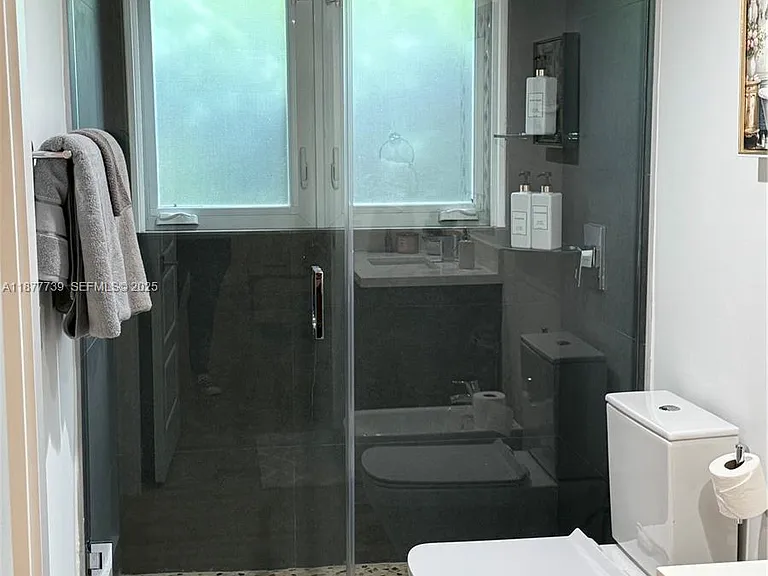 3231 Salzedo St — Photo 13
