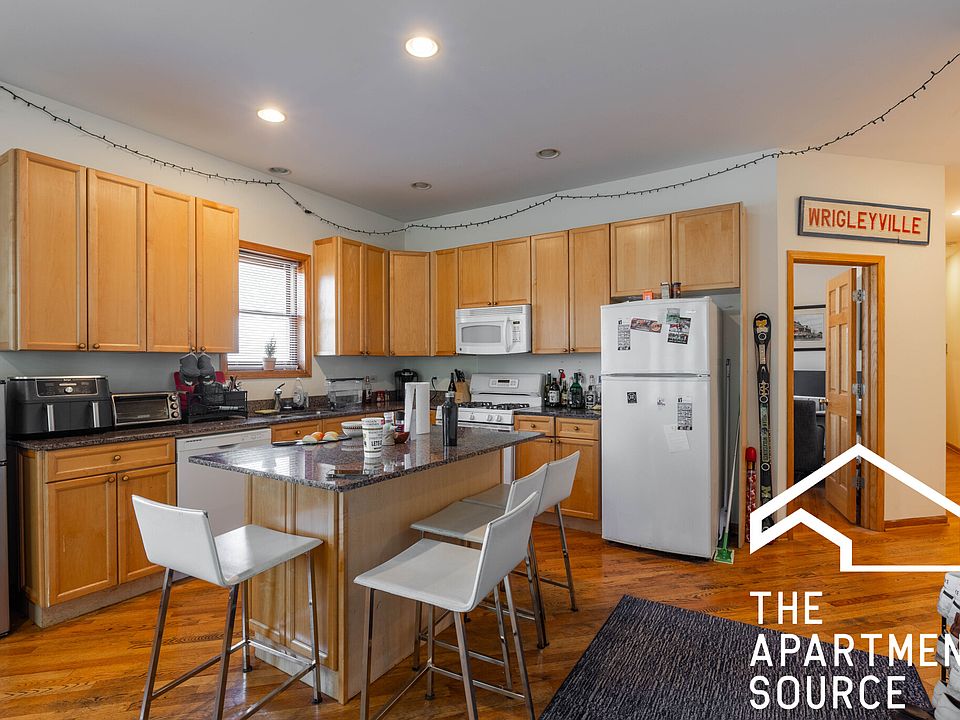 1st image of 2743 N Southport Ave #1N