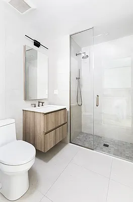 Rented by The Agency | media 14