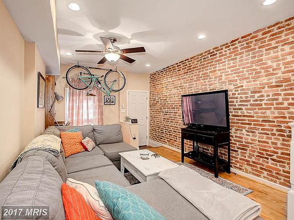 4th image of 104 N Decker Ave