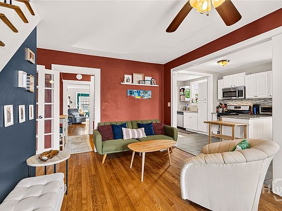 3rd image of 2124 E 39th Street