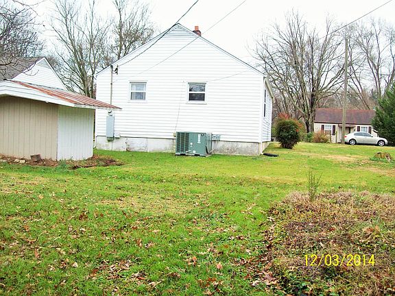 4th image of 3923 NW Briargate Ave