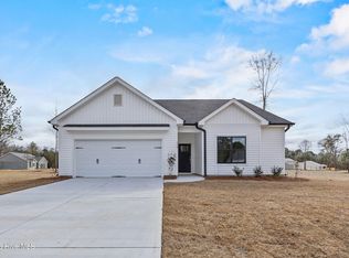 405 Alice Lane, Burgaw, NC 28425