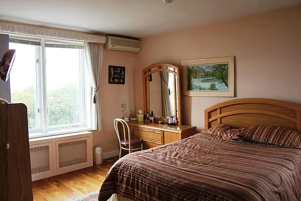 Sold by Calabrese Real Estate | media 30