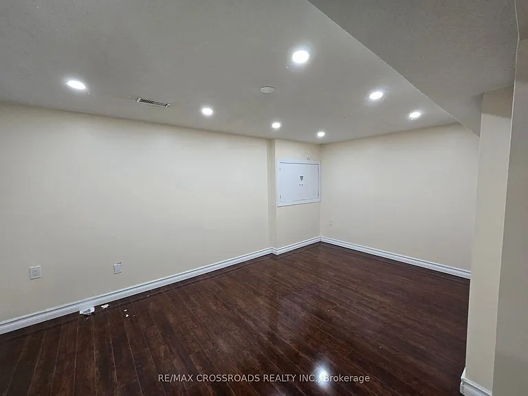 34 Sonley Dr — Photo 10