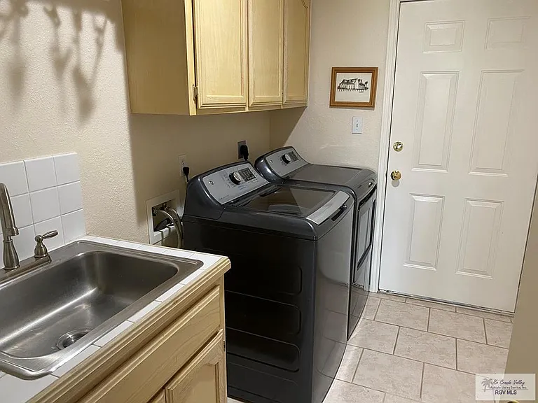 63 N Tupelo Cir — Photo 23