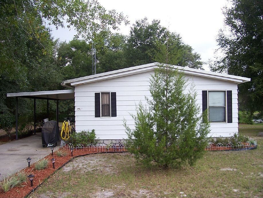 Front of house from road.