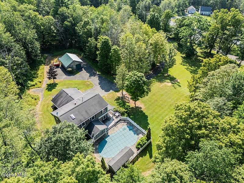 3rd image of 45 Simons Road