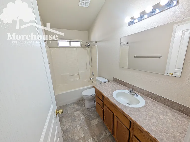 255 Delaware Ave — Photo 20