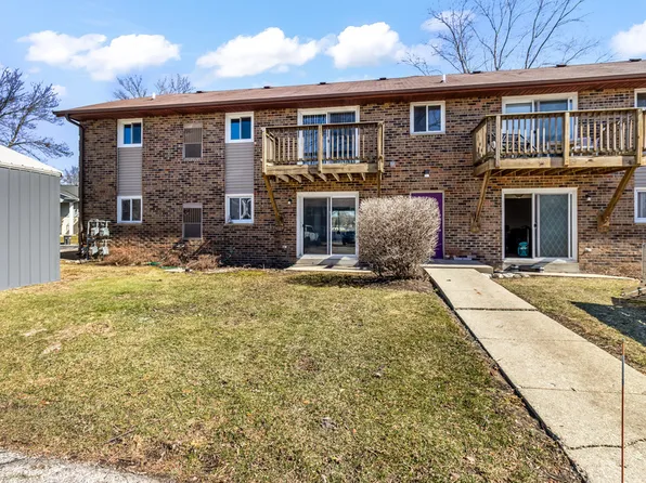 1344 Camden Way #A, Waukesha, WI 53186