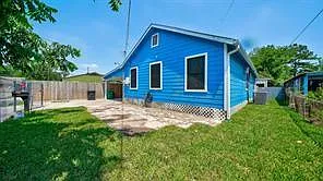 6907 Gainesville St — Photo 18