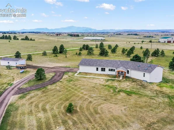 18050 Quarterhorse Ln, Colorado Springs, CO 80908