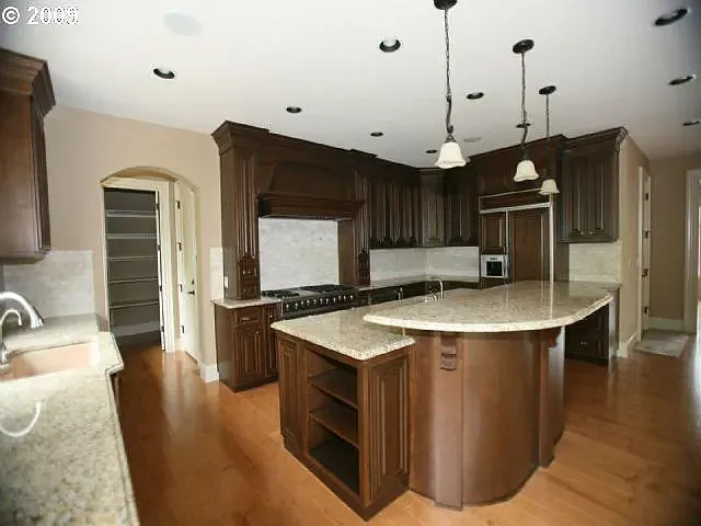 5 bed, 3.5 bath, 4216 sqft, $5,500 — Photo 4