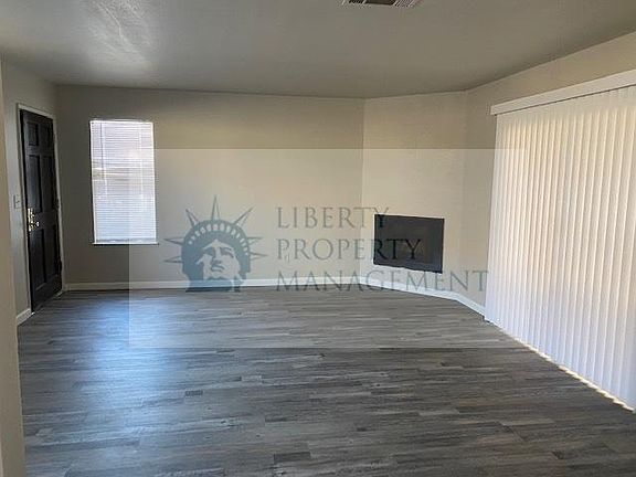 3rd image of 9415 Fox Creek Dr