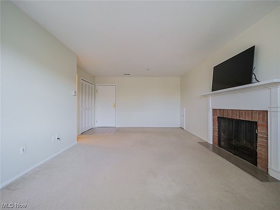 4th image of 2885 Pease Dr APT 224