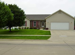 1807 Erik Rd, Cedar Falls, IA 50613