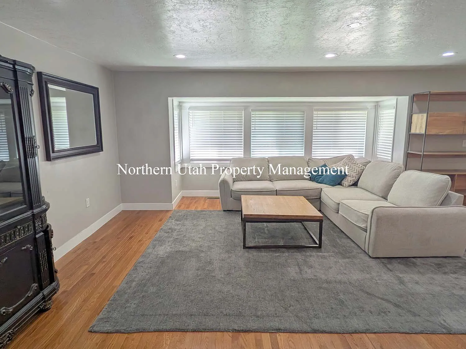 4 bed, 3.5 bath, 3161 sqft, $2,895 — Photo 2