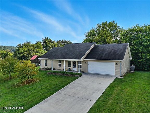 2nd image of 865 Quietlands Dr