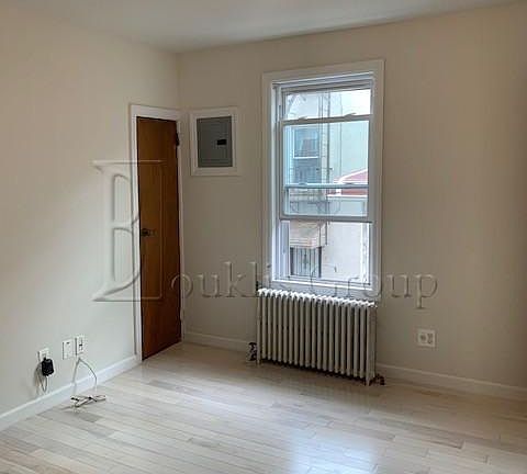 3rd image of 2638 29th St APT 4