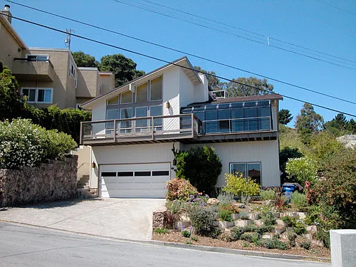 336 Humboldt Rd photo 1
