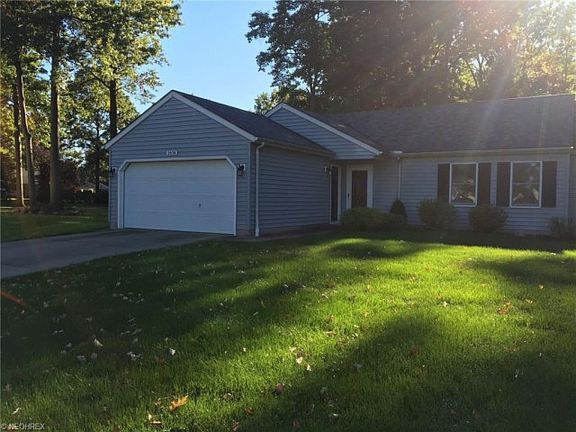 4th image of 2038 Applewood Ct