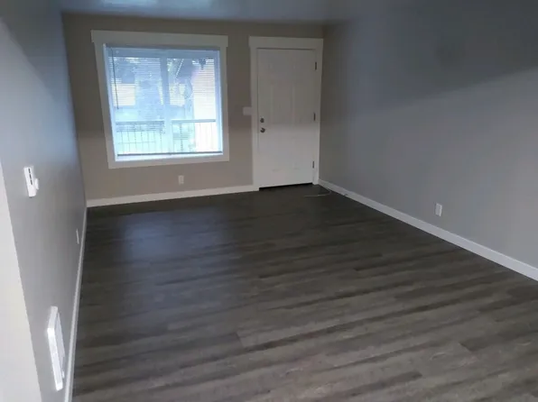 Bella Rose Apartments, 665-697 25th St SE #675, Salem, OR 97301