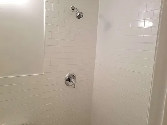 Rented by B & H Properties of New York LTD | media 21