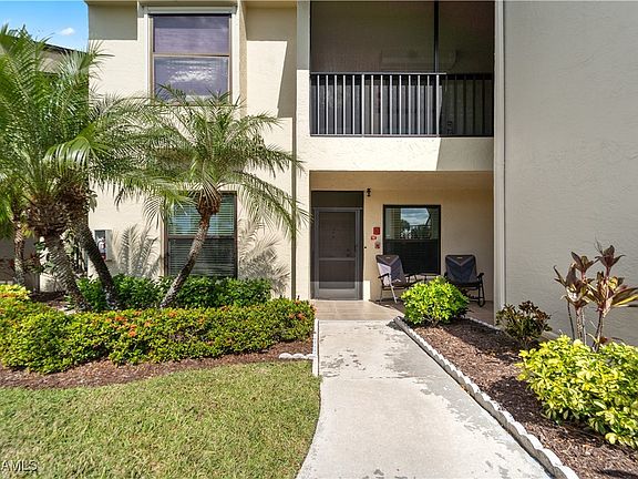 3rd image of 8430 Charter Club Cir Unit 4