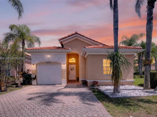 16299 SW 103rd St, Miami, FL 33196