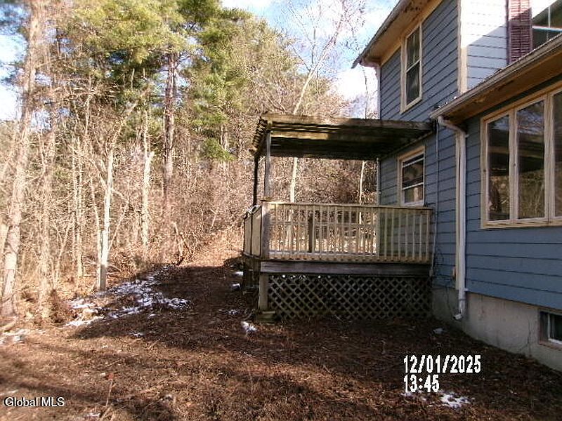 5th image of 219 Barton Hill Road