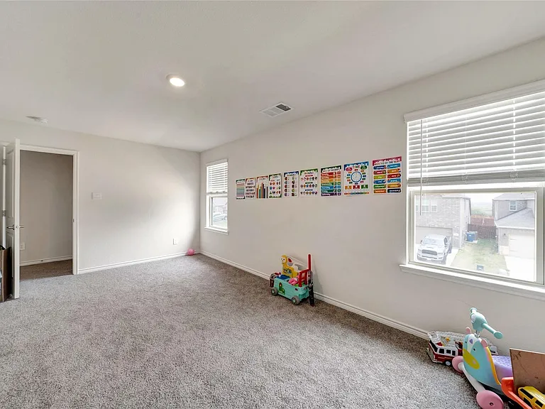 10332 Fall Brook Dr — Photo 12