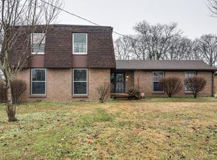 140 Del Crest Dr, Nashville, TN 37217