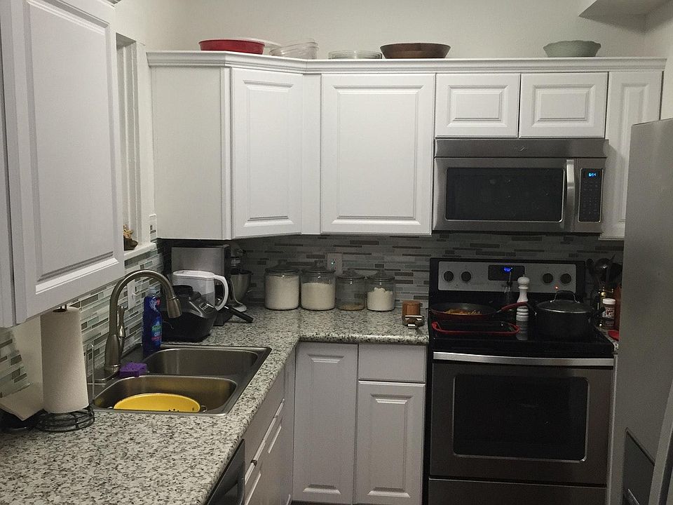 1st image of 2611 Isabella St #2611