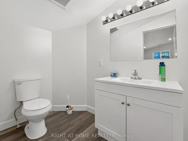 279 Darling St #2 — Photo 16