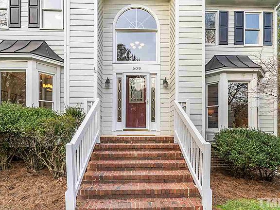 4th image of 509 Braden Dr