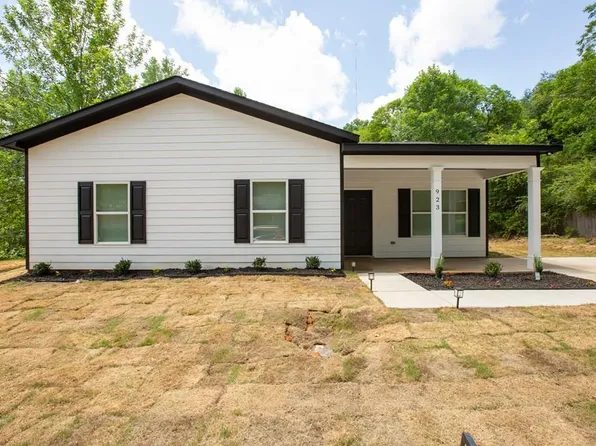 923 Omega Dr, Columbus, GA 31907