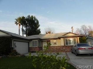 8606 Casaba Ave, Winnetka, CA 91306