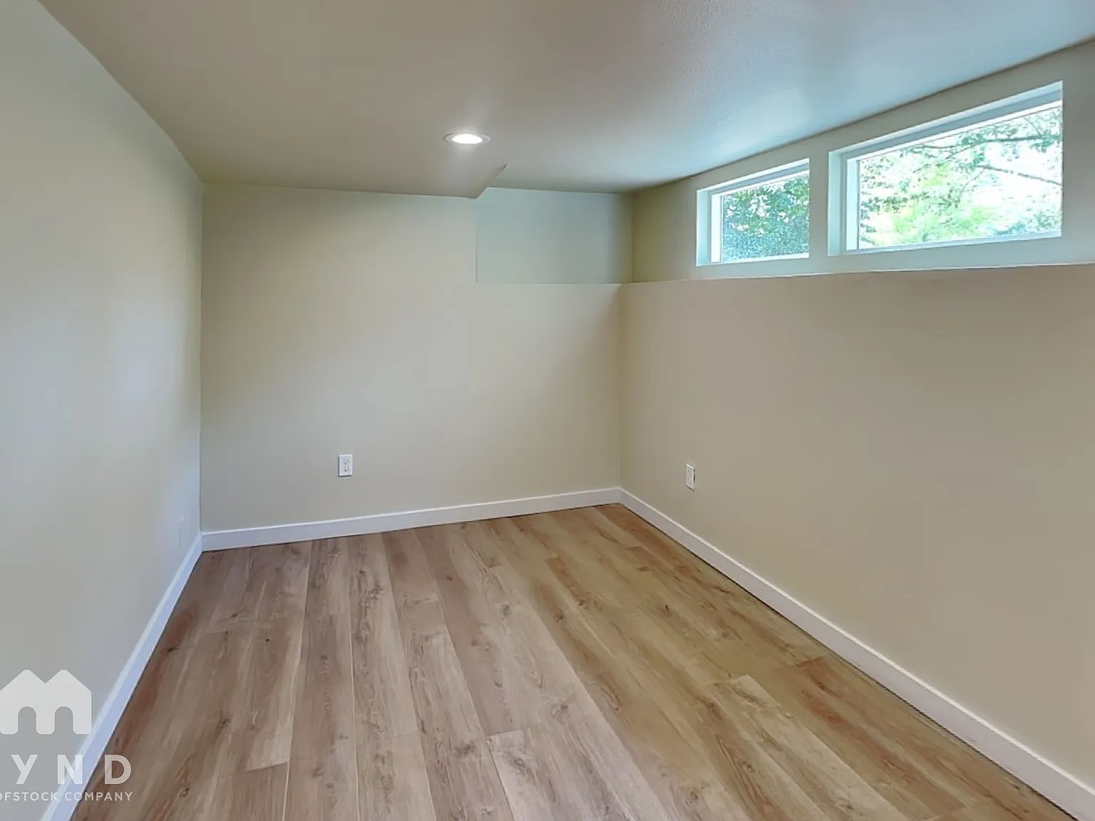 2 bed, 2.0 bath, 1080 sqft, $2,395 — Photo 2