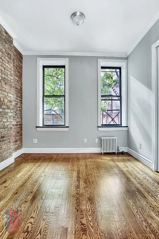 Building Photo - 246 Mott St #7