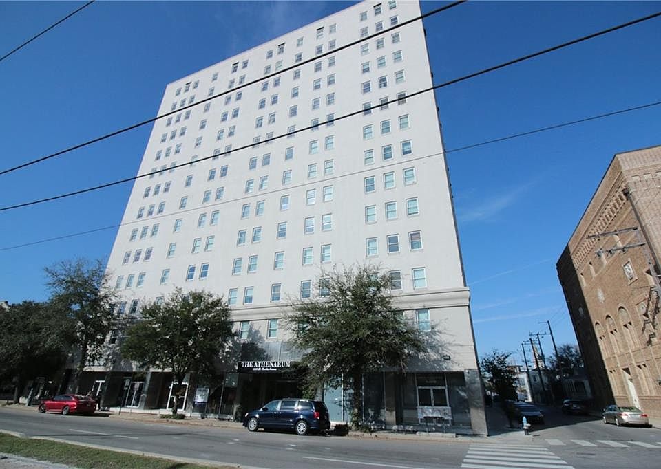1st image of 1205 Saint Charles Ave APT 1008