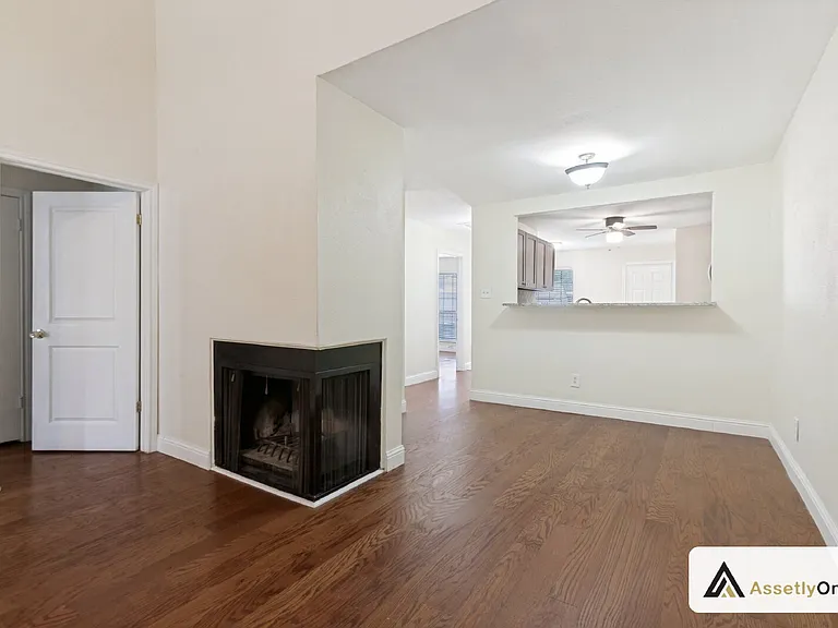 13719 Flagstone Ln — Photo 5