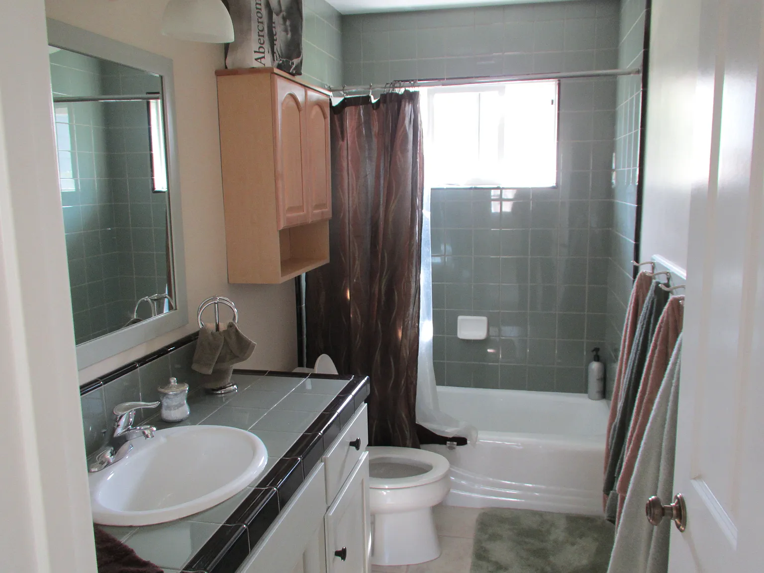 2 bed, 875 sqft, $3,000 — Photo 4