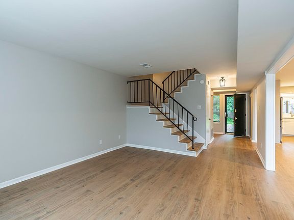 5th image of 500 Laketower Dr Unit 28