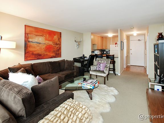 Living Room/Dining Room