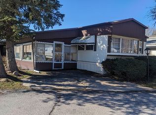 127 Carefree Ln, Buffalo, NY 14227