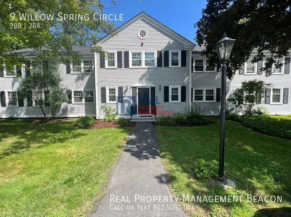 9 Willow Spring Cir, Hanover, NH 03755