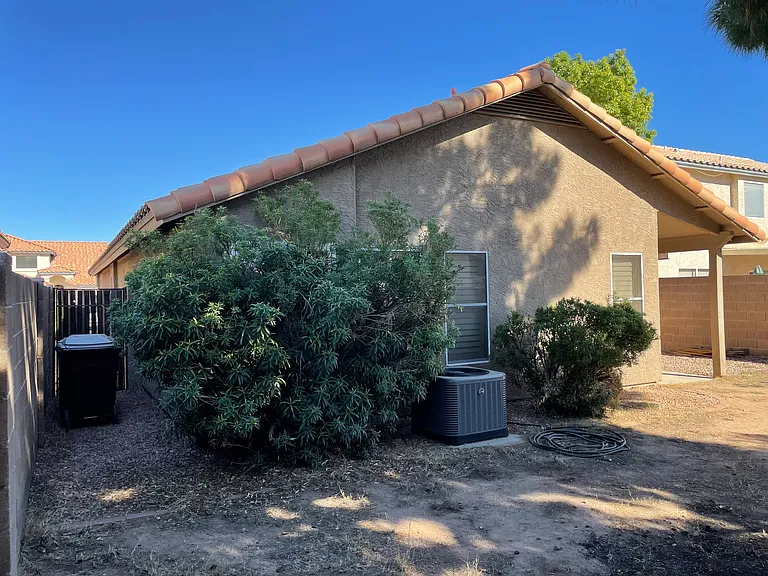 8949 W Kathleen Rd — Photo 27
