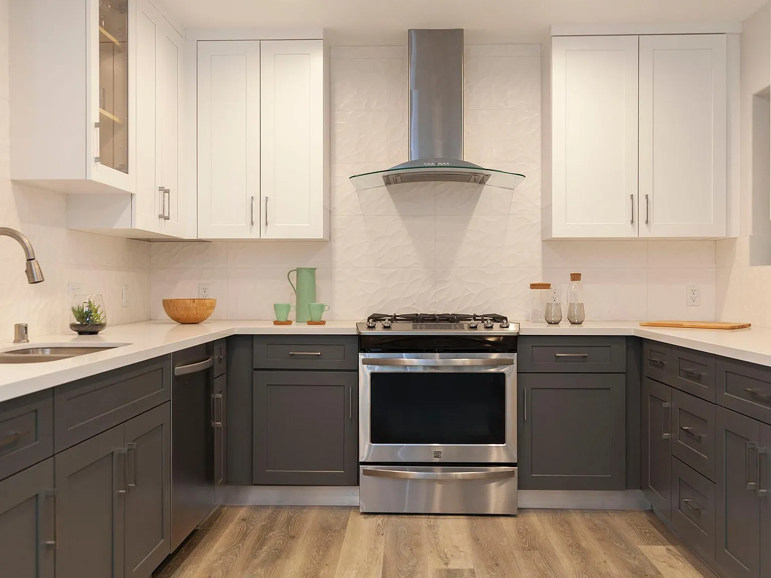 2 bed, 2.5 bath, 1347 sqft, $4,250 — Photo 4