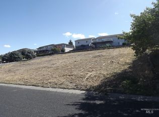 488 Crestline Circle Dr, Lewiston, ID 83501