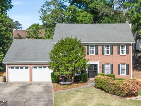 3057 Bunker Hill Cir, Marietta, GA 30062